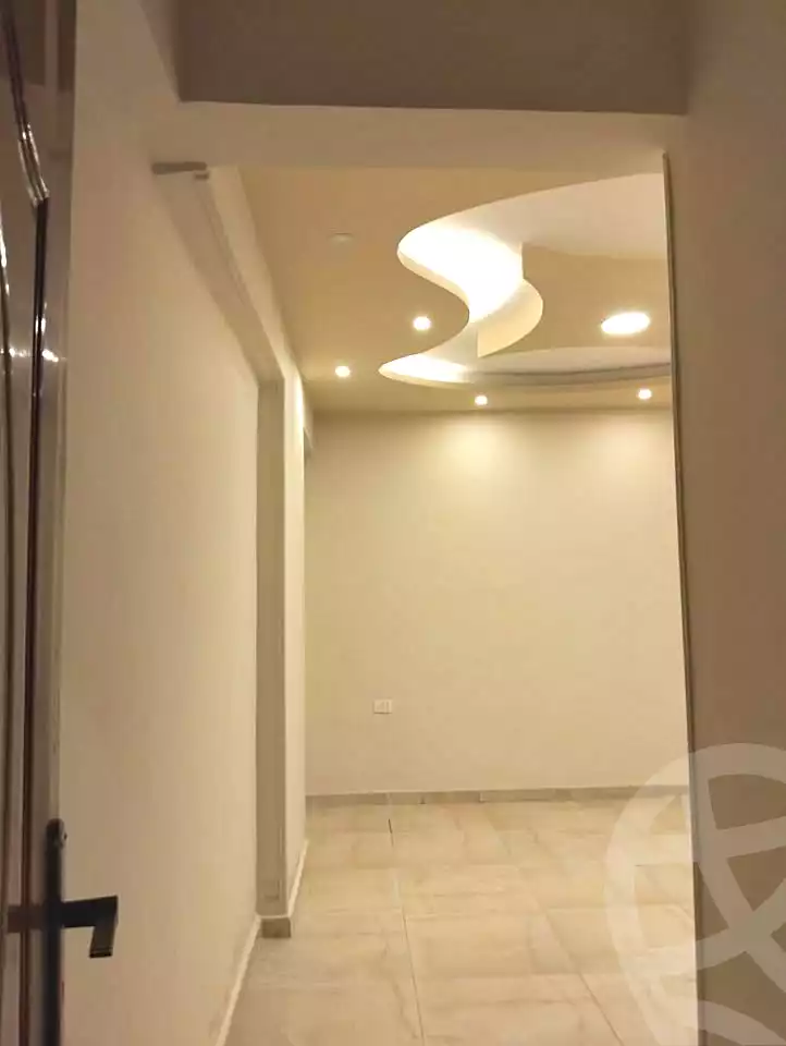 https://aqarmap.com.eg/ar/listing/7036086-for-sale-alexandria-al-agamy-bw-ywsf