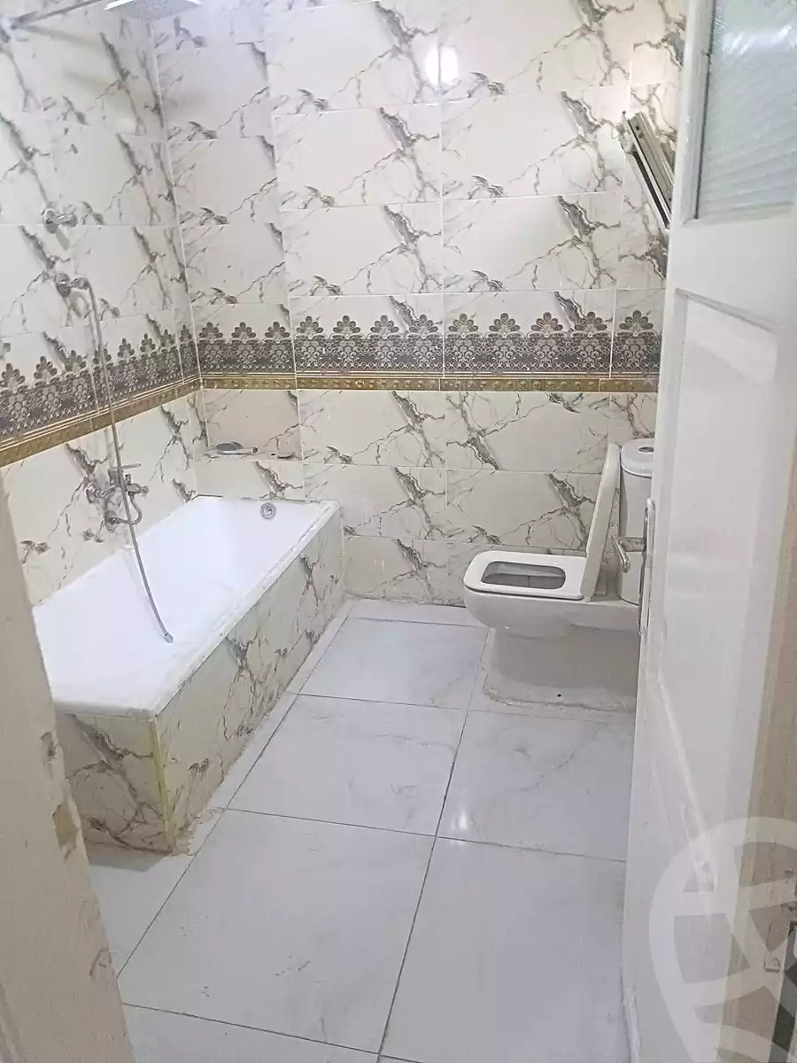 https://aqarmap.com.eg/ar/listing/7036538-for-rent-cairo-ain-shams-ahmed-esmat-st