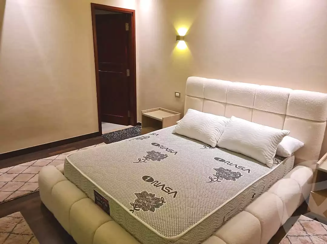 https://aqarmap.com.eg/ar/listing/7036718-for-rent-cairo-new-cairo-compounds-hyde-park-centre-ville-hyde-park