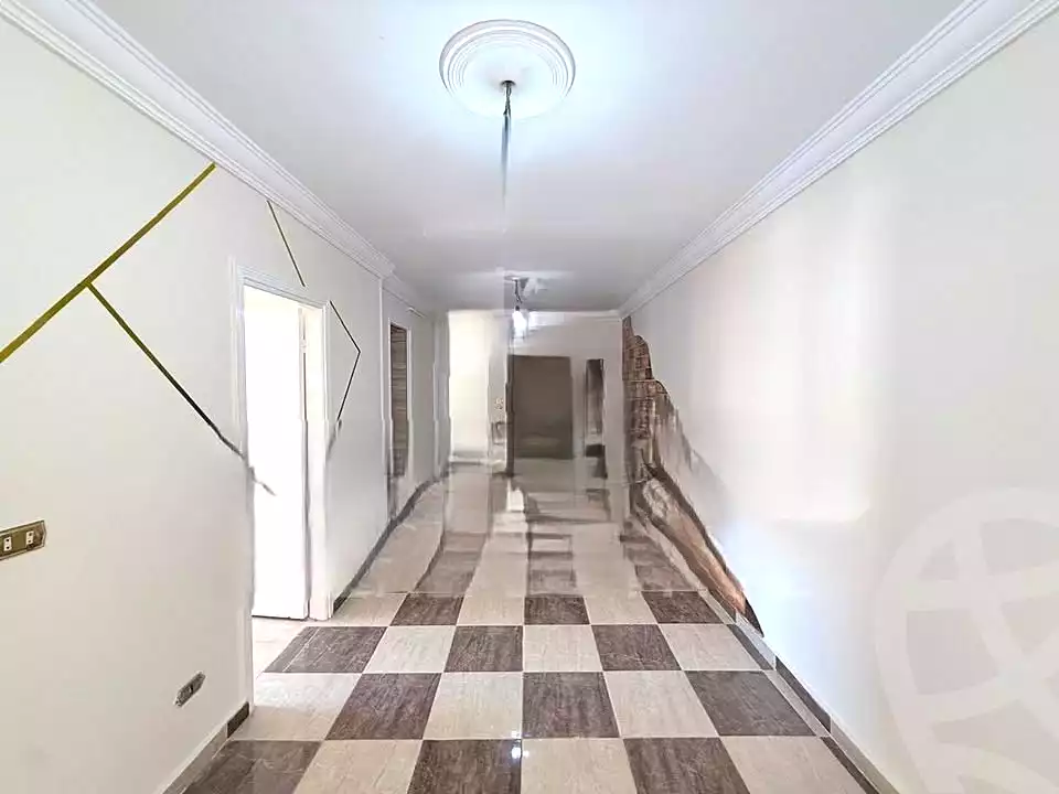 https://aqarmap.com.eg/ar/listing/7037543-for-sale-alexandria-miami-street-56