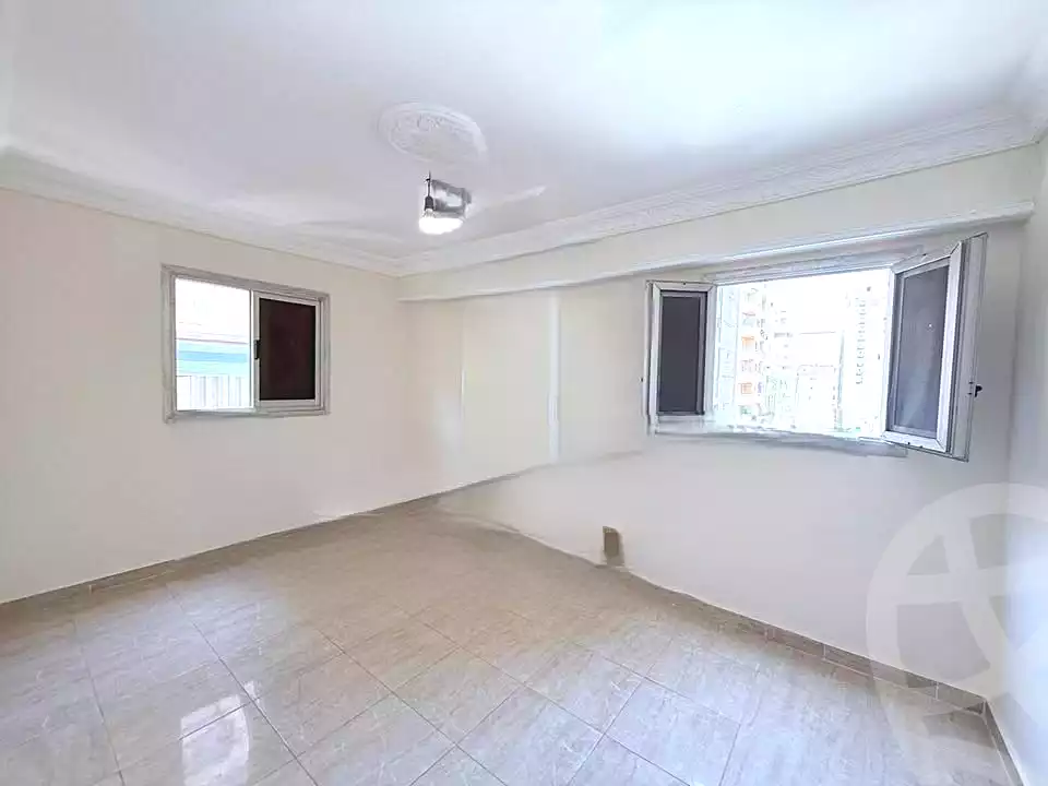 https://aqarmap.com.eg/ar/listing/7037543-for-sale-alexandria-miami-street-56