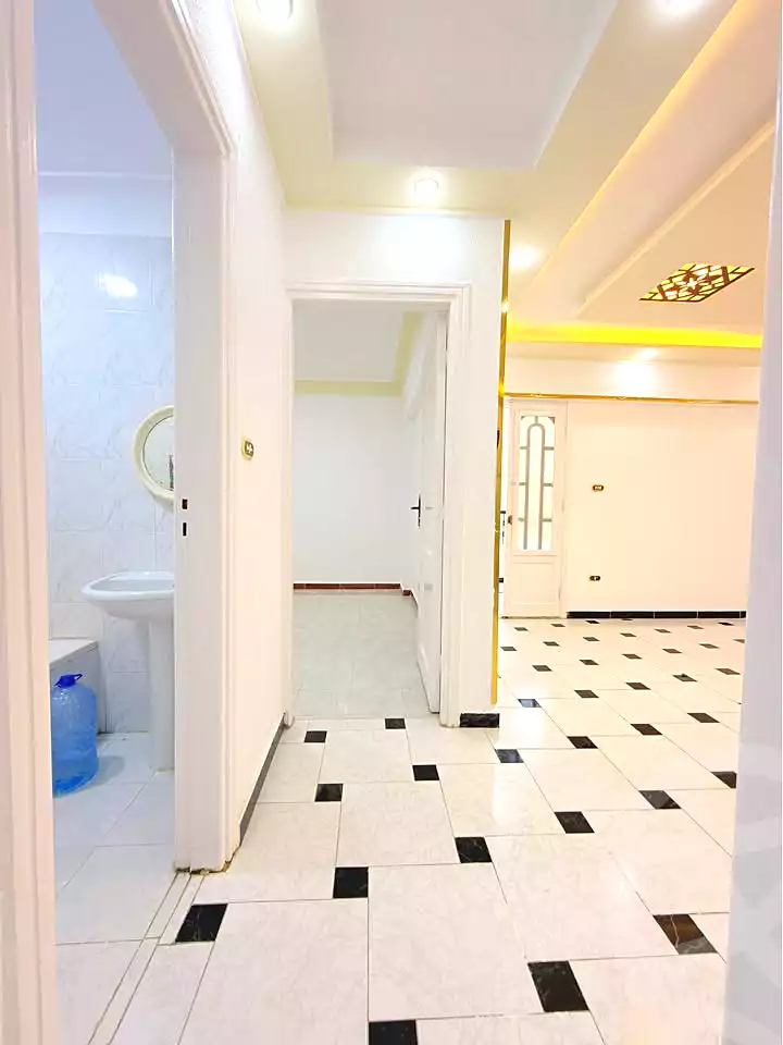 https://aqarmap.com.eg/en/listing/7037578-for-sale-alexandria-al-agamy-shataa-el-nakheel