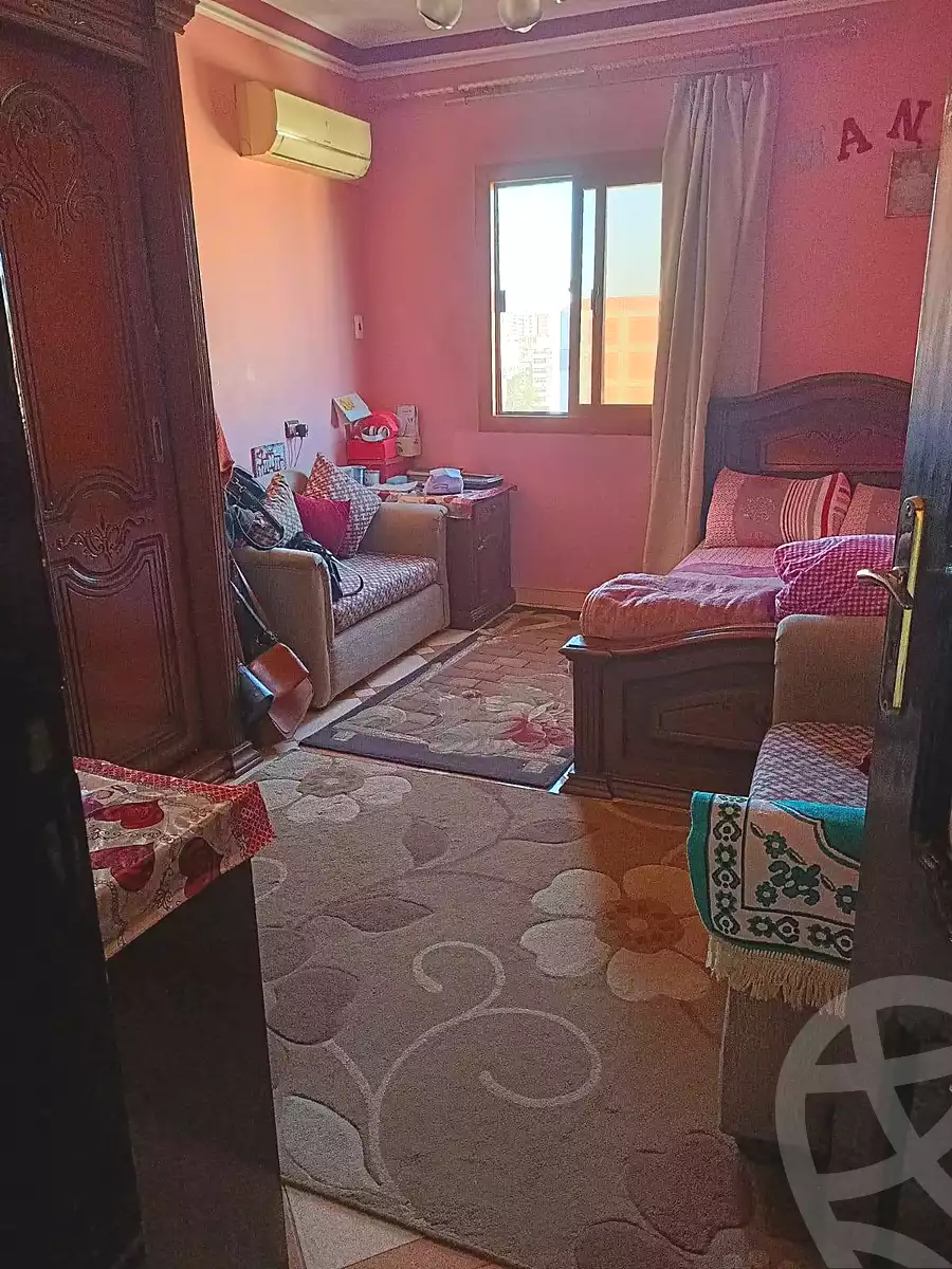 https://aqarmap.com.eg/ar/listing/7037582-for-sale-cairo-helwan-rostom-st