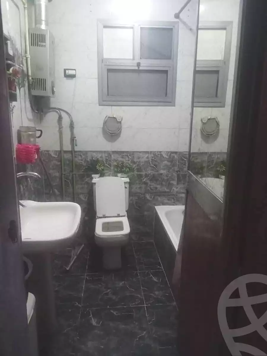 https://aqarmap.com.eg/en/listing/7037776-for-sale-cairo-helwan-mnshy-yn-hlwn-rael-st