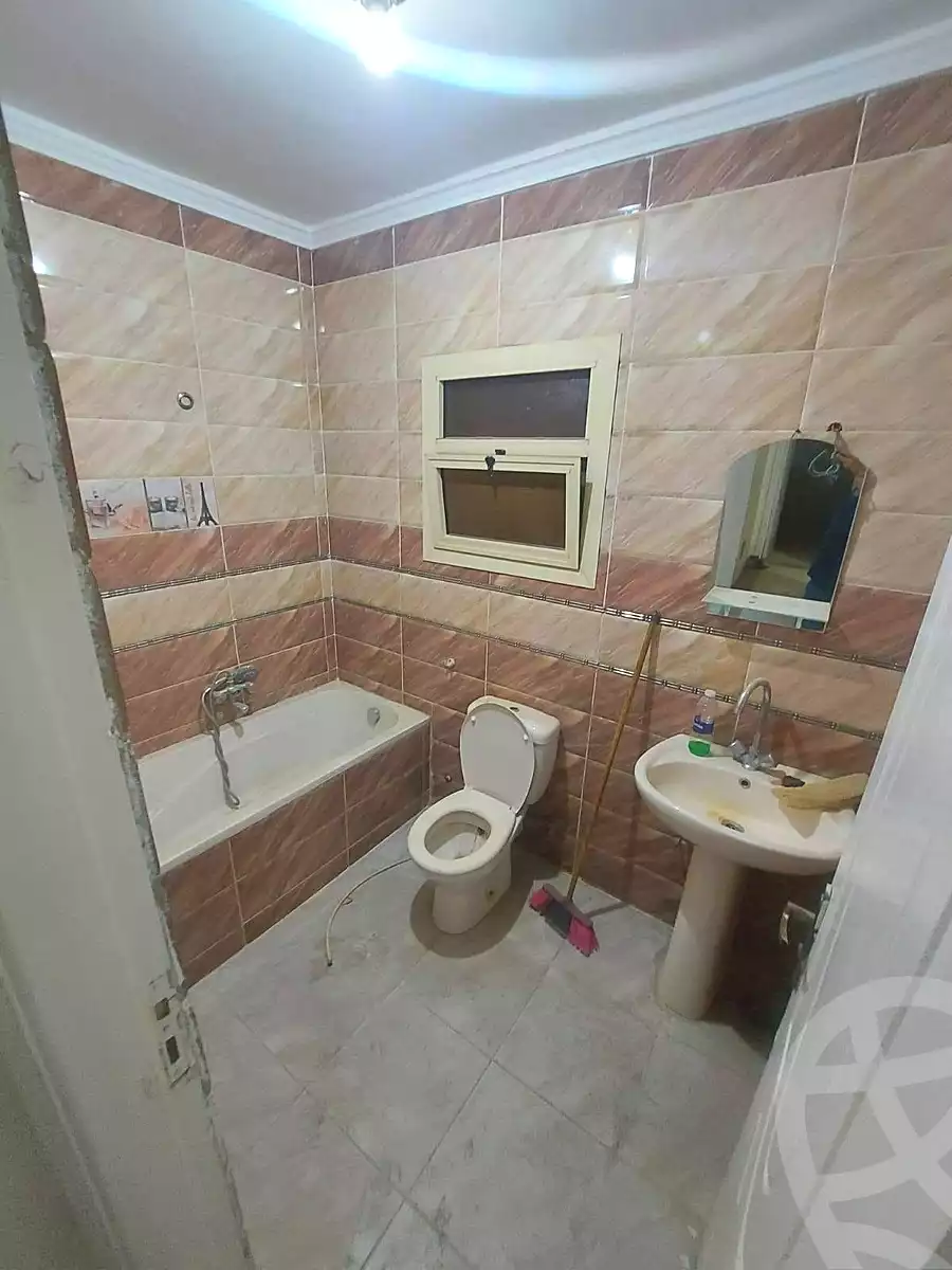 https://aqarmap.com.eg/en/listing/7037882-for-rent-cairo-helwan-sherif-st