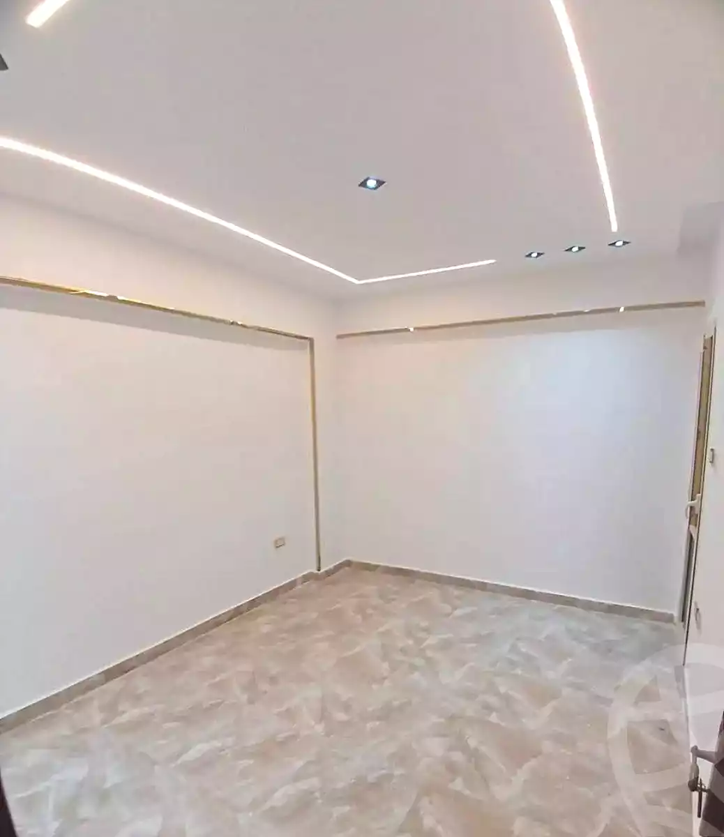 https://aqarmap.com.eg/ar/listing/7037901-for-sale-alexandria-al-agamy-lbytsh-bianchiii-street-1