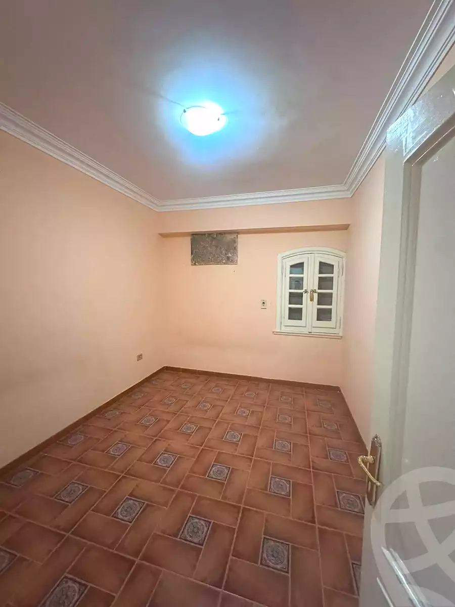 https://aqarmap.com.eg/ar/listing/7037929-for-sale-cairo-helwan-mahmoud-khater-st