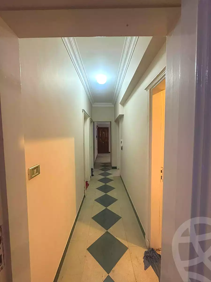 https://aqarmap.com.eg/ar/listing/7037929-for-sale-cairo-helwan-mahmoud-khater-st
