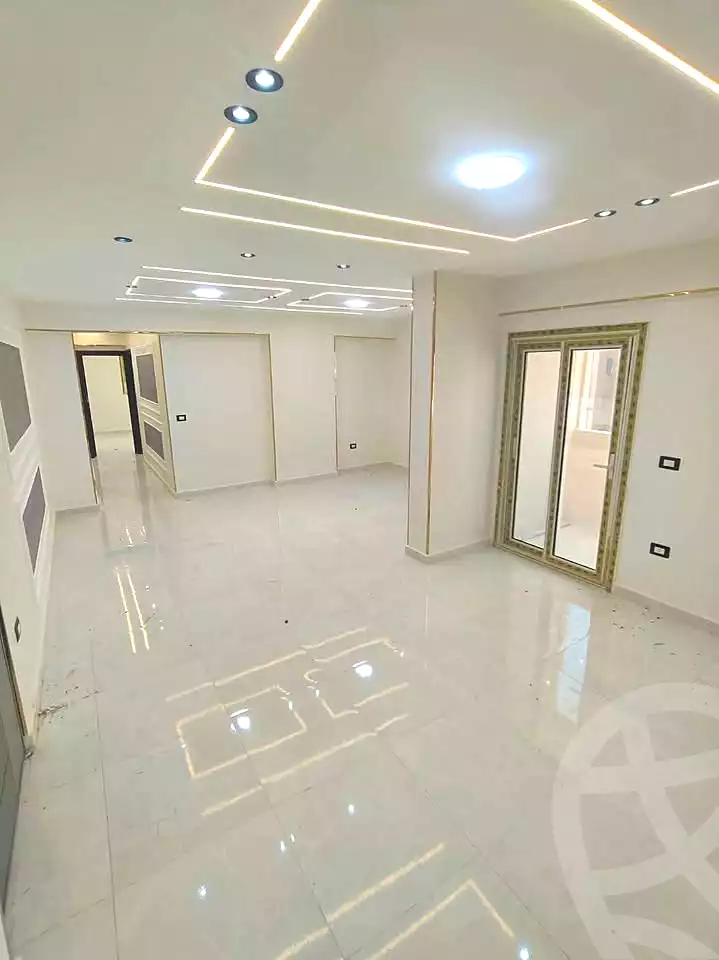 https://aqarmap.com.eg/ar/listing/7037936-for-sale-alexandria-miami-mahmoud-el-isawy-st