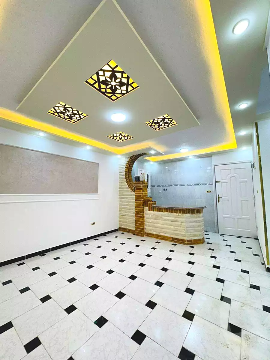 https://aqarmap.com.eg/ar/listing/7038500-for-sale-alexandria-al-agamy-shataa-el-nakheel