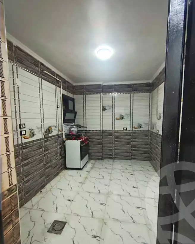 https://aqarmap.com.eg/en/listing/7038675-for-sale-cairo-helwan-helwan-el-sharkeya-thabit-basha-st