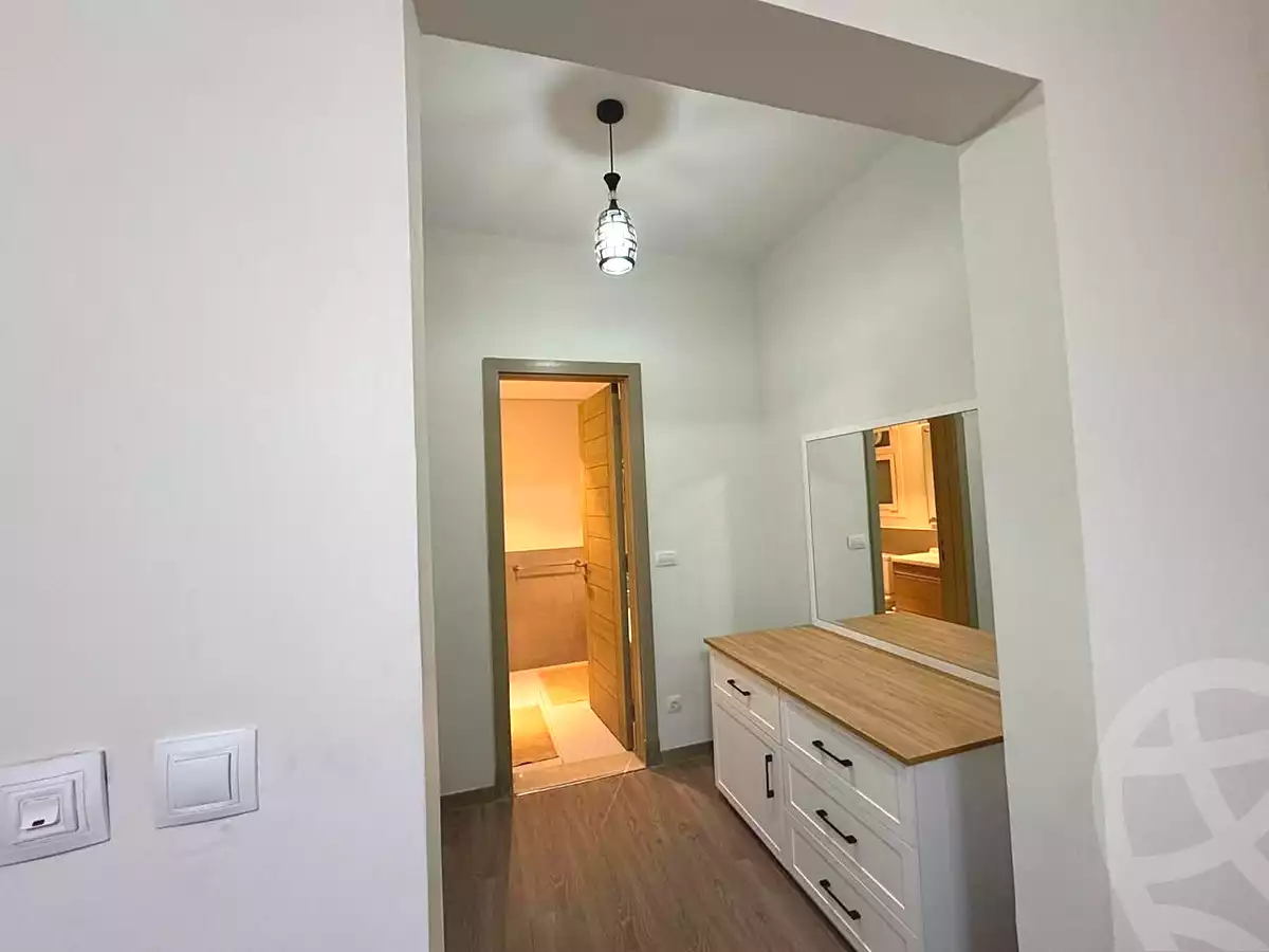https://aqarmap.com.eg/ar/listing/7038789-for-rent-cairo-new-cairo-compounds-mivida-avenues-residence-mivida