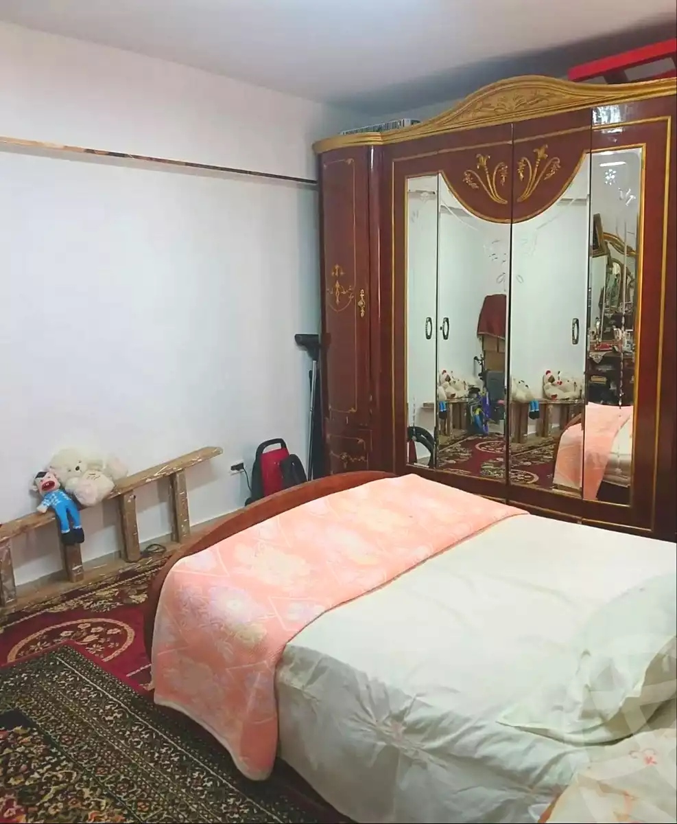 https://aqarmap.com.eg/en/listing/7038809-for-sale-alexandria-al-agamy-el-hanouvel-el-warsha-st