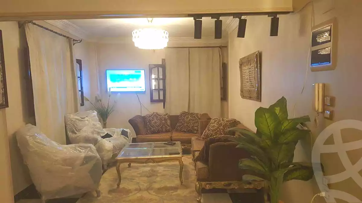 https://aqarmap.com.eg/ar/listing/7038852-for-sale-cairo-helwan-madinet-el-moazafeen