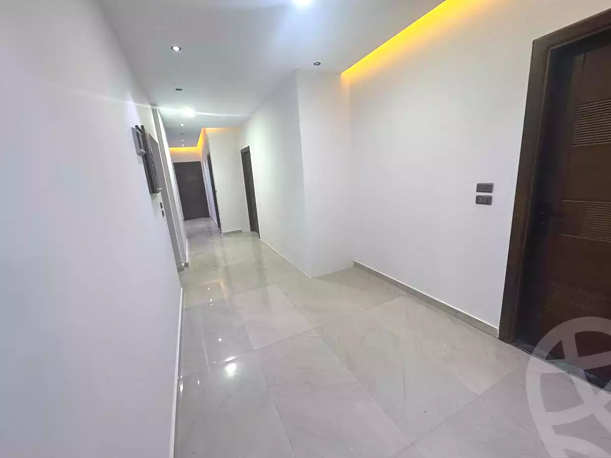 https://aqarmap.com.eg/ar/listing/7038873-for-sale-cairo-new-cairo-el-lotus-lotus-north-lmntq-lthny-llwts-lshmly