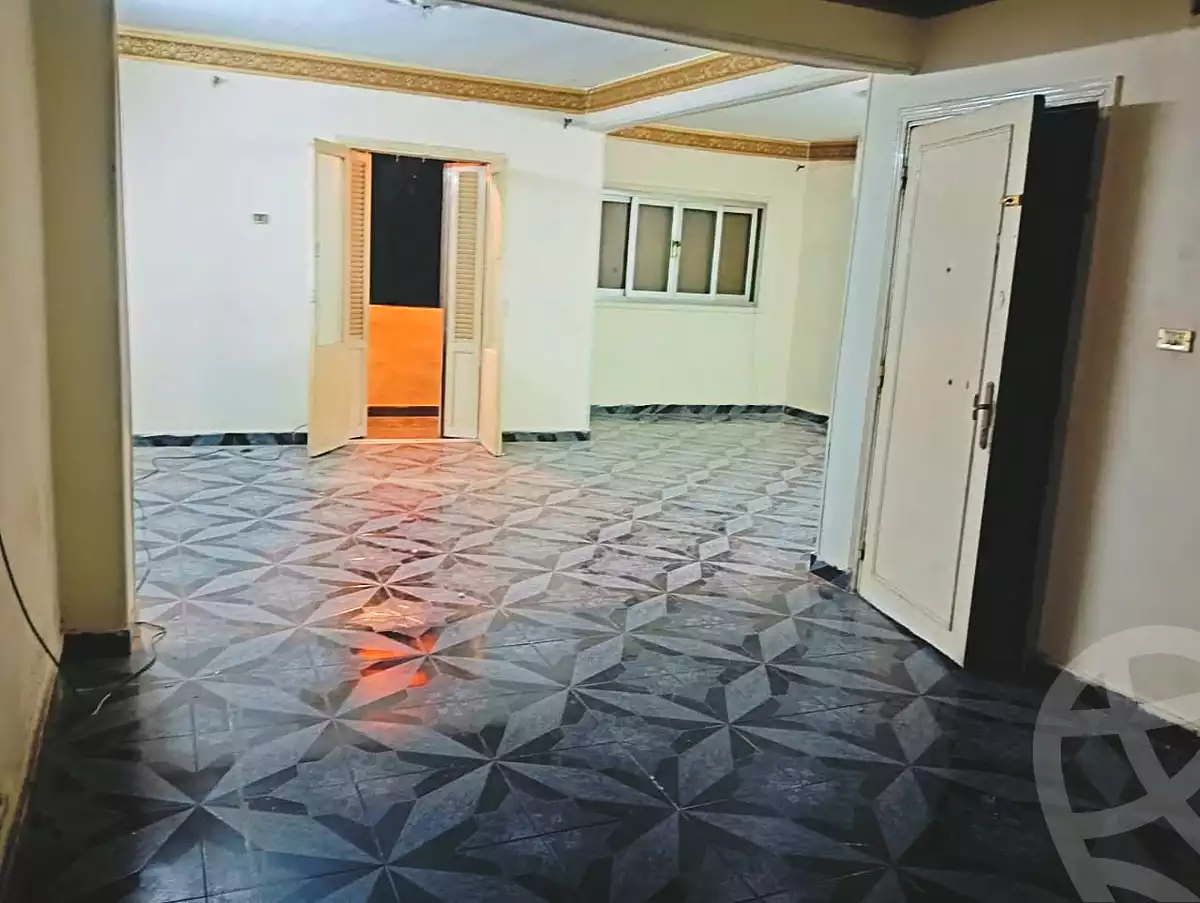 https://aqarmap.com.eg/en/listing/7039144-for-rent-cairo-ain-shams-ahmed-esmat-st