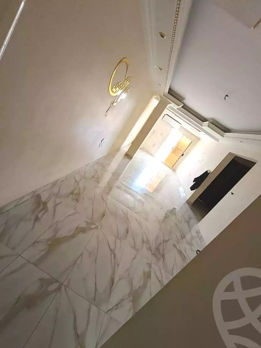 https://aqarmap.com.eg/en/listing/7039517-for-sale-cairo-helwan-ahmed-enci-st