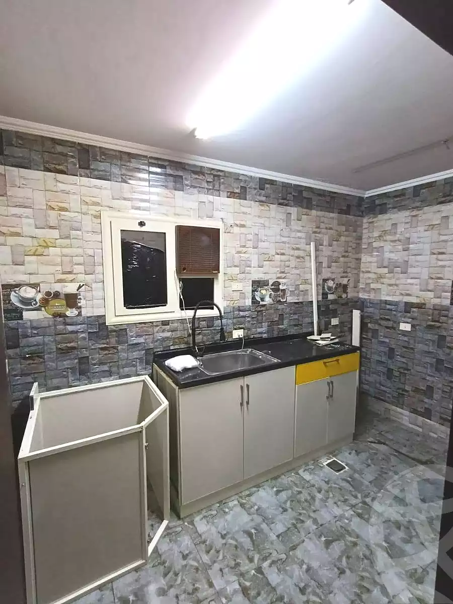 https://aqarmap.com.eg/en/listing/7039517-for-sale-cairo-helwan-ahmed-enci-st