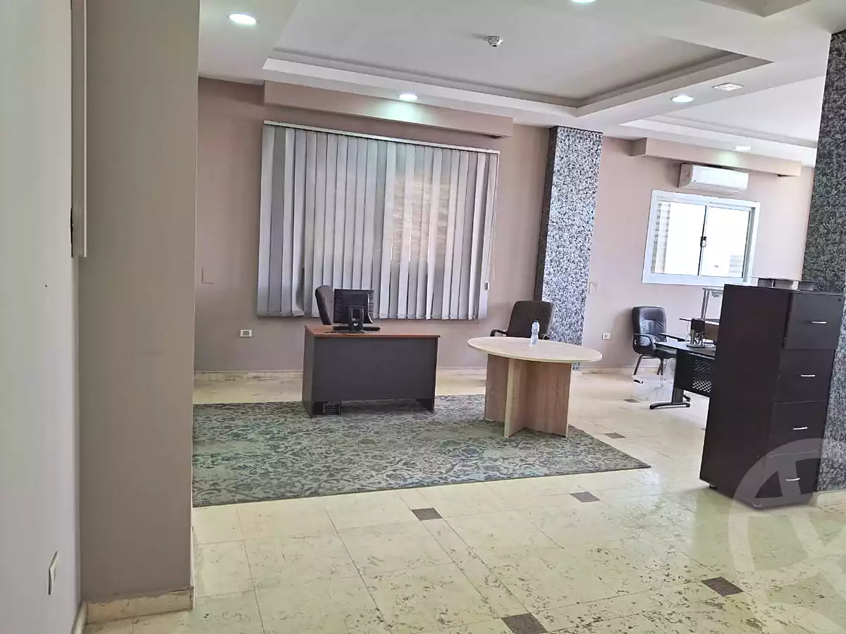 https://aqarmap.com.eg/ar/listing/7039503-for-sale-cairo-new-cairo-el-maantiqah-el-sinaiyyah