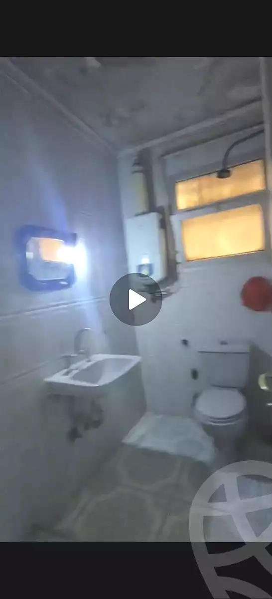 https://aqarmap.com.eg/ar/listing/7039627-for-rent-cairo-ain-shams-ahmed-esmat-st