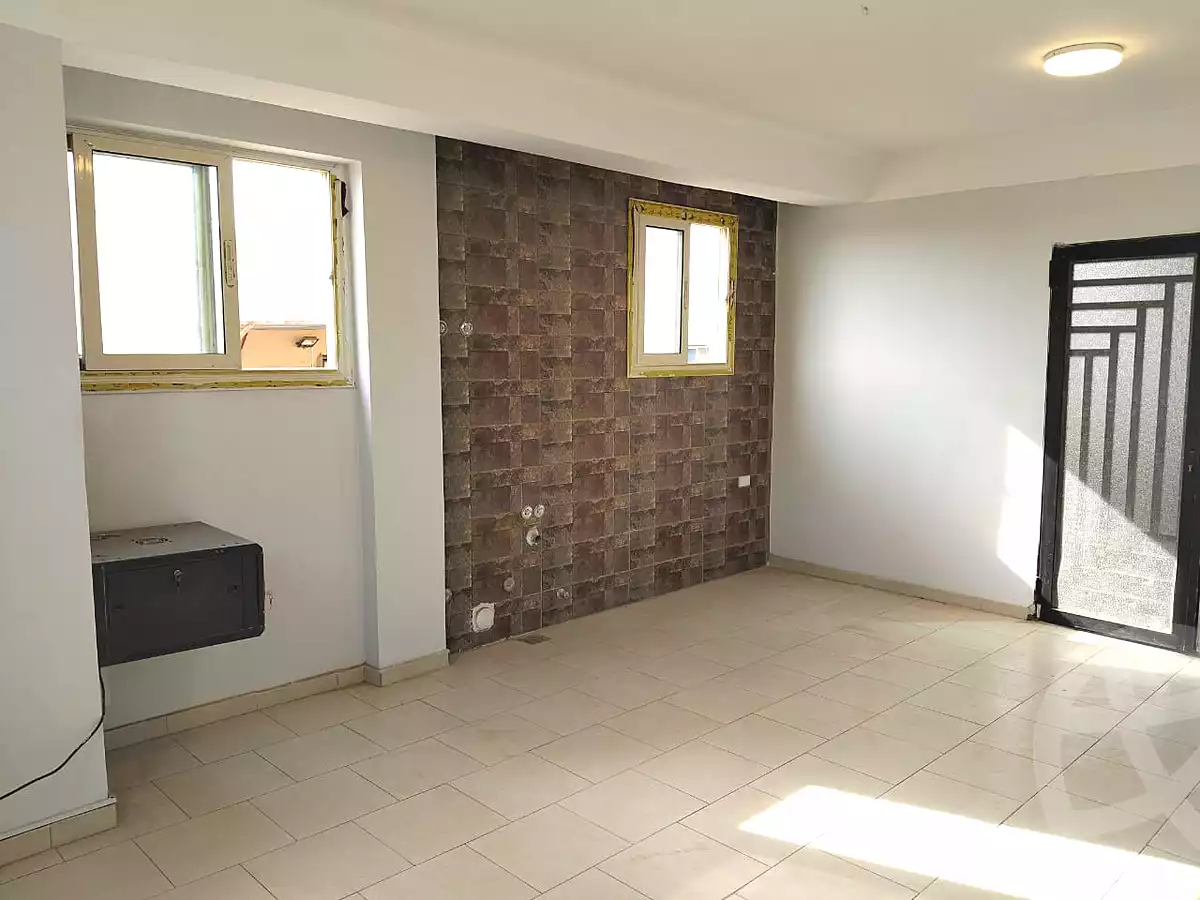 https://aqarmap.com.eg/ar/listing/7039770-for-rent-cairo-new-cairo-el-maantiqah-el-sinaiyyah