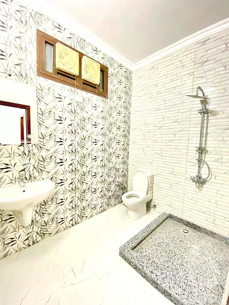 https://aqarmap.com.eg/ar/listing/7039790-for-rent-cairo-new-cairo-compounds-fifth-square