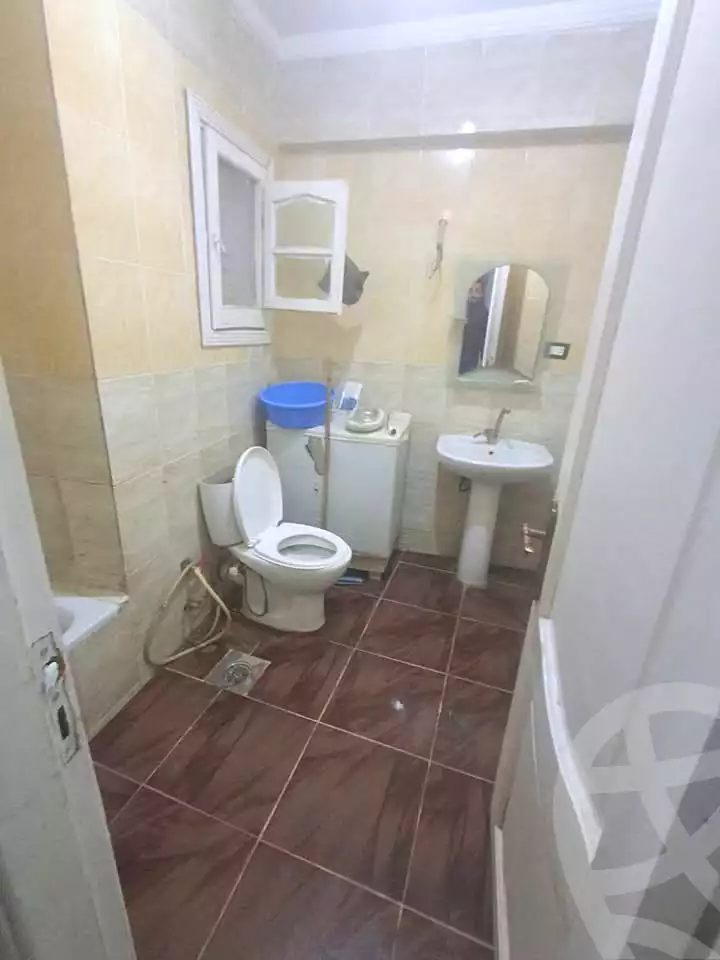 https://aqarmap.com.eg/en/listing/7040894-for-sale-alexandria-al-agamy-lbytsh-shahr-al-assal-st
