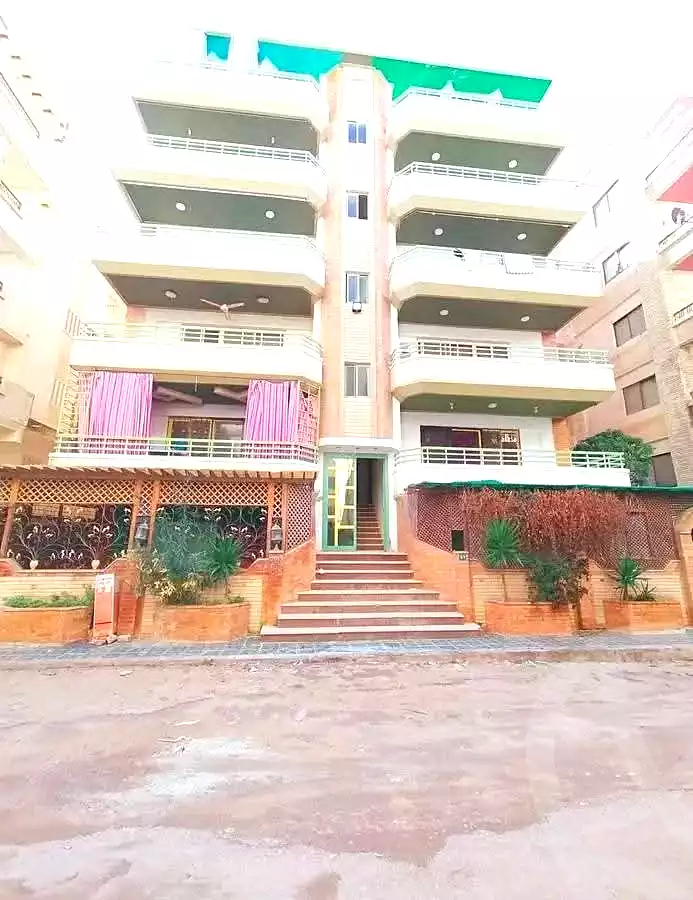 https://aqarmap.com.eg/ar/listing/7040926-for-sale-alexandria-al-agamy-shataa-el-nakheel