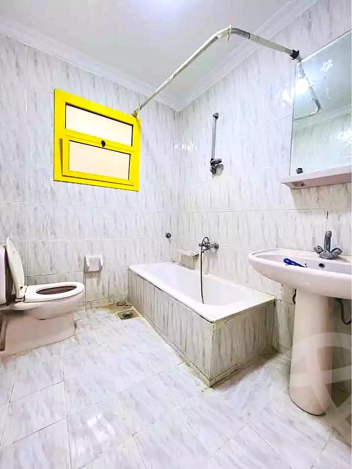 https://aqarmap.com.eg/ar/listing/7040926-for-sale-alexandria-al-agamy-shataa-el-nakheel