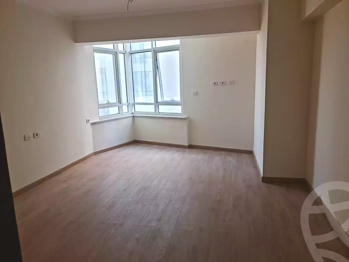 https://aqarmap.com.eg/ar/listing/7041326-for-rent-alexandria-smouha-compounds-in-smouha-grand-view-complex-alexandria-for-investment