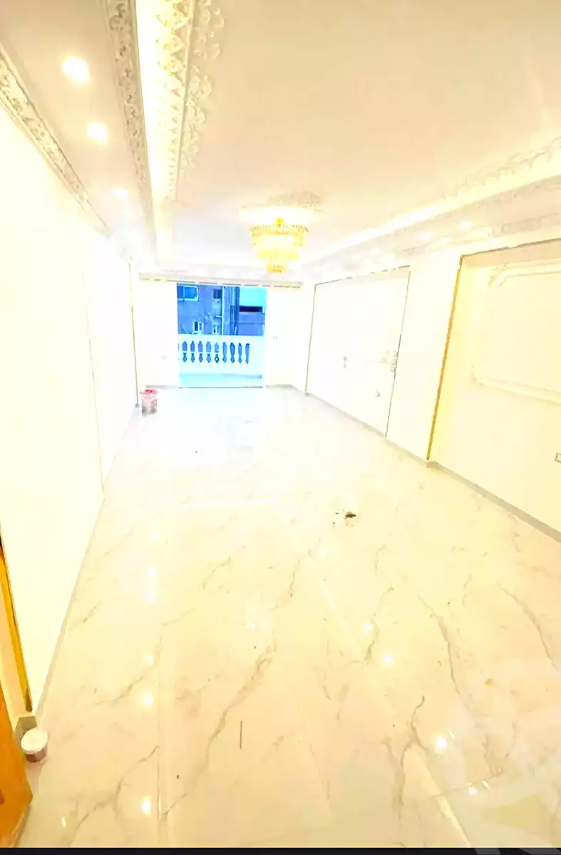 https://aqarmap.com.eg/ar/listing/7041380-for-sale-alexandria-sydy-bshr-sydy-bshr-bhry-khalil-hamada-st