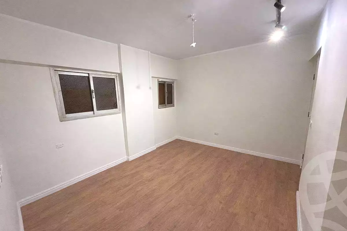 https://aqarmap.com.eg/ar/listing/7041491-for-sale-cairo-faisal-shareaa-el-malek-fasel
