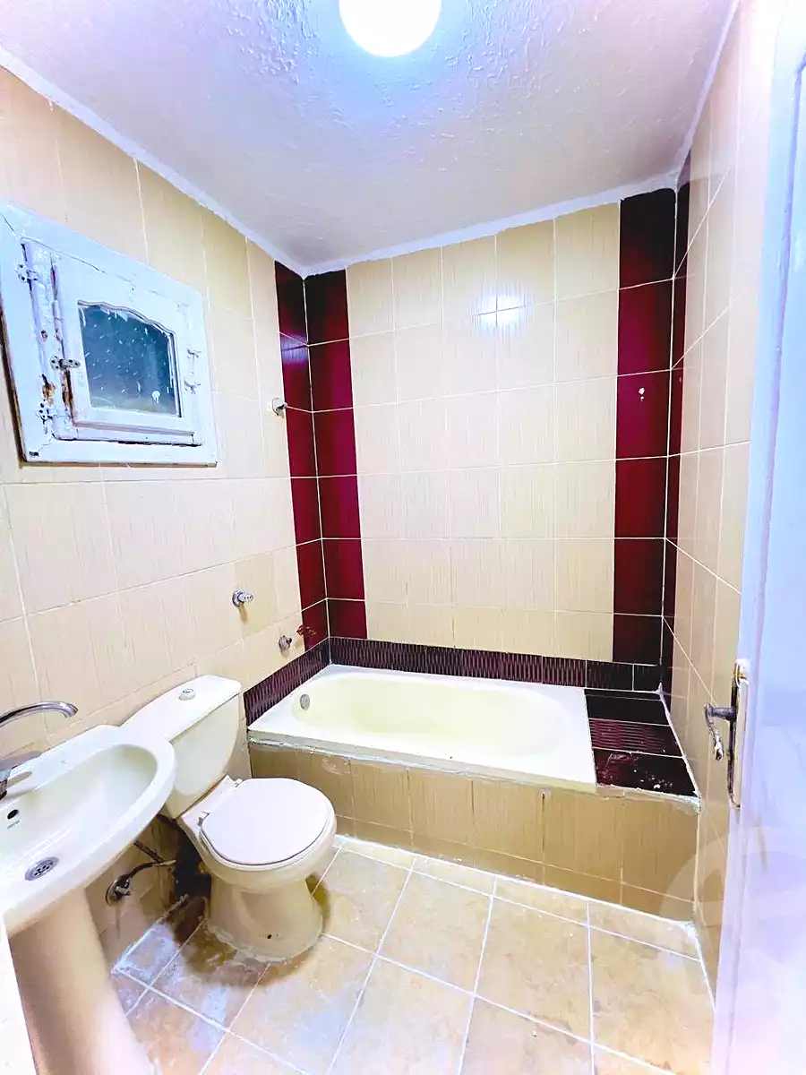 https://aqarmap.com.eg/en/listing/7041511-for-sale-alexandria-al-agamy-shataa-el-nakheel
