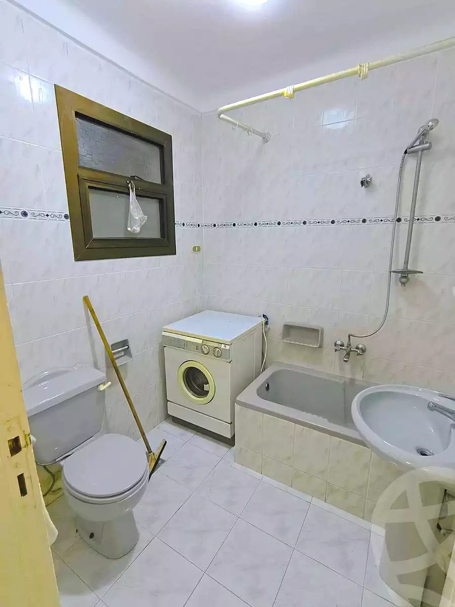 https://aqarmap.com.eg/ar/listing/7041531-for-sale-alexandria-al-agamy-shataa-el-nakheel