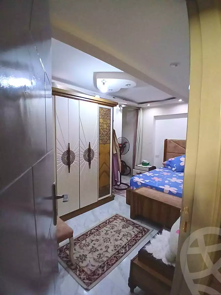 https://aqarmap.com.eg/ar/listing/7041619-for-sale-alexandria-moharram-bey-kanal-al-mahmoudeya-al-bahri-st