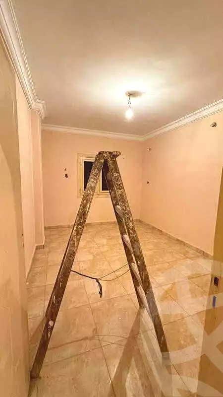https://aqarmap.com.eg/ar/listing/7042403-for-sale-cairo-helwan-el-shams-el-gedida-city