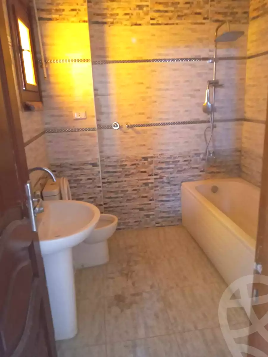 https://aqarmap.com.eg/ar/listing/7042596-for-rent-cairo-helwan-helwan-el-sharkeya-thabit-basha-st