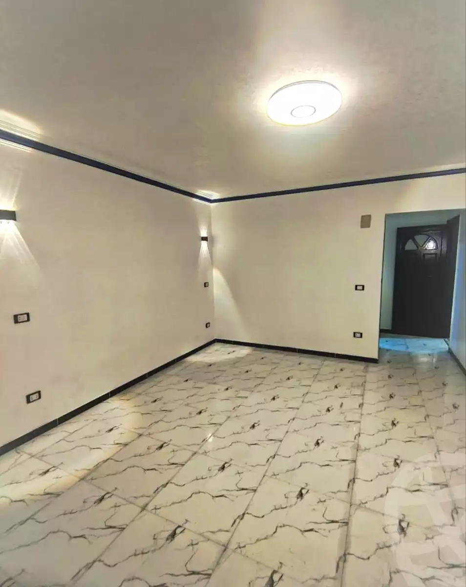 https://aqarmap.com.eg/en/listing/7042608-for-sale-cairo-helwan-helwan-el-sharkeya-thabit-basha-st