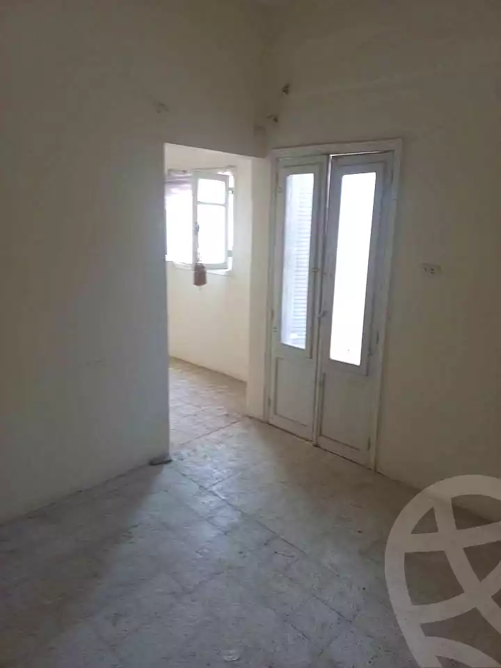 https://aqarmap.com.eg/ar/listing/7042394-for-sale-alexandria-lsywf-shamaa-salah-el-din-ibrahem-st