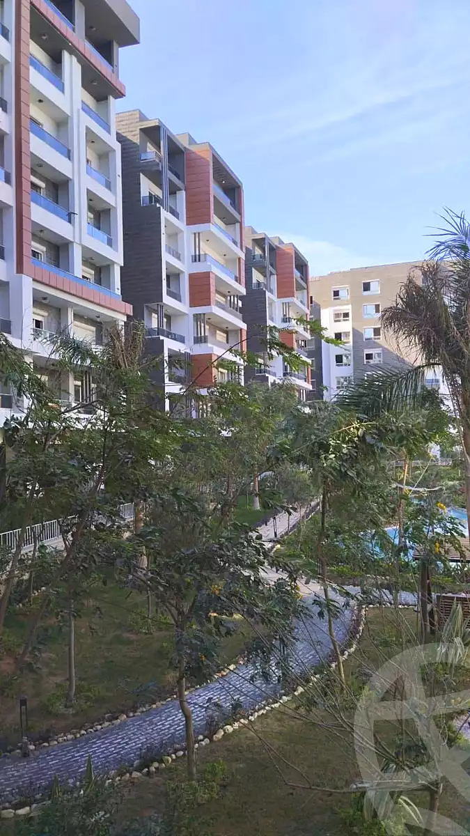 https://aqarmap.com.eg/ar/listing/7043031-for-sale-cairo-new-administrative-capital-r7-la-capitale