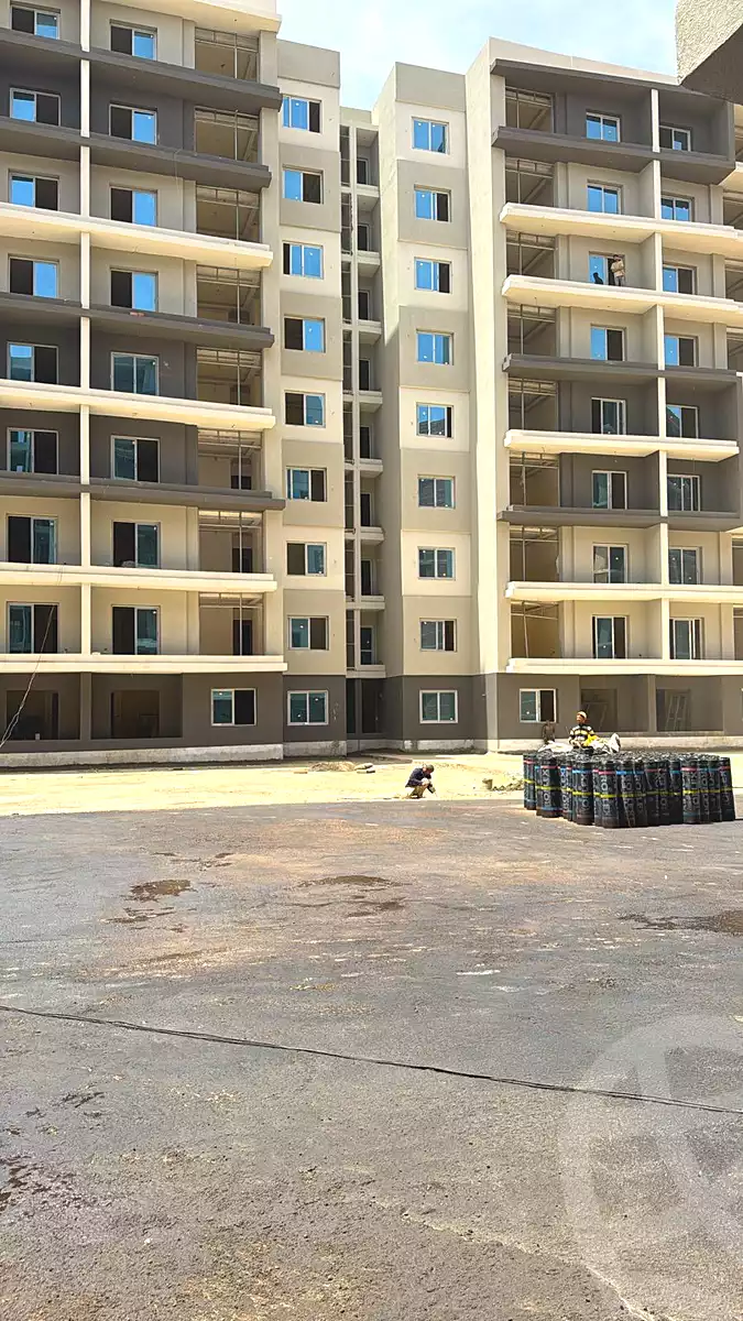 https://aqarmap.com.eg/ar/listing/7043170-for-sale-cairo-new-administrative-capital-r7-la-capitale