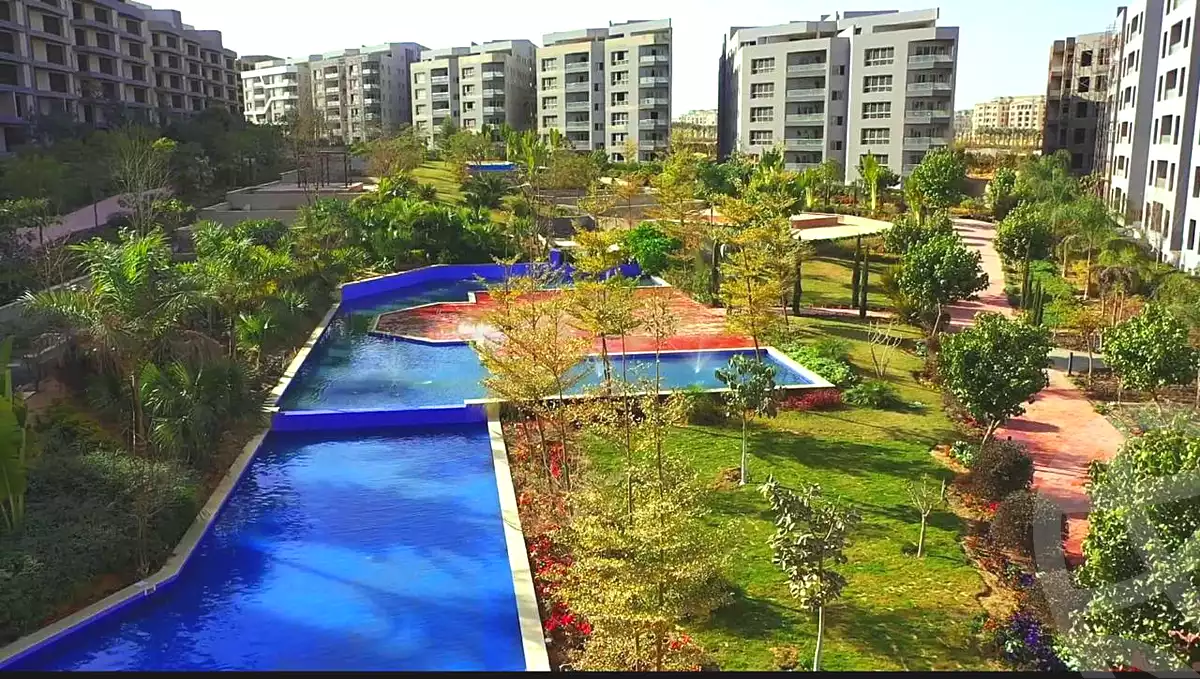 https://aqarmap.com.eg/ar/listing/7043280-for-sale-cairo-new-cairo-lmstqbl-syty-compounds-zyzyny-lmstqbl-rdk-llttwyr