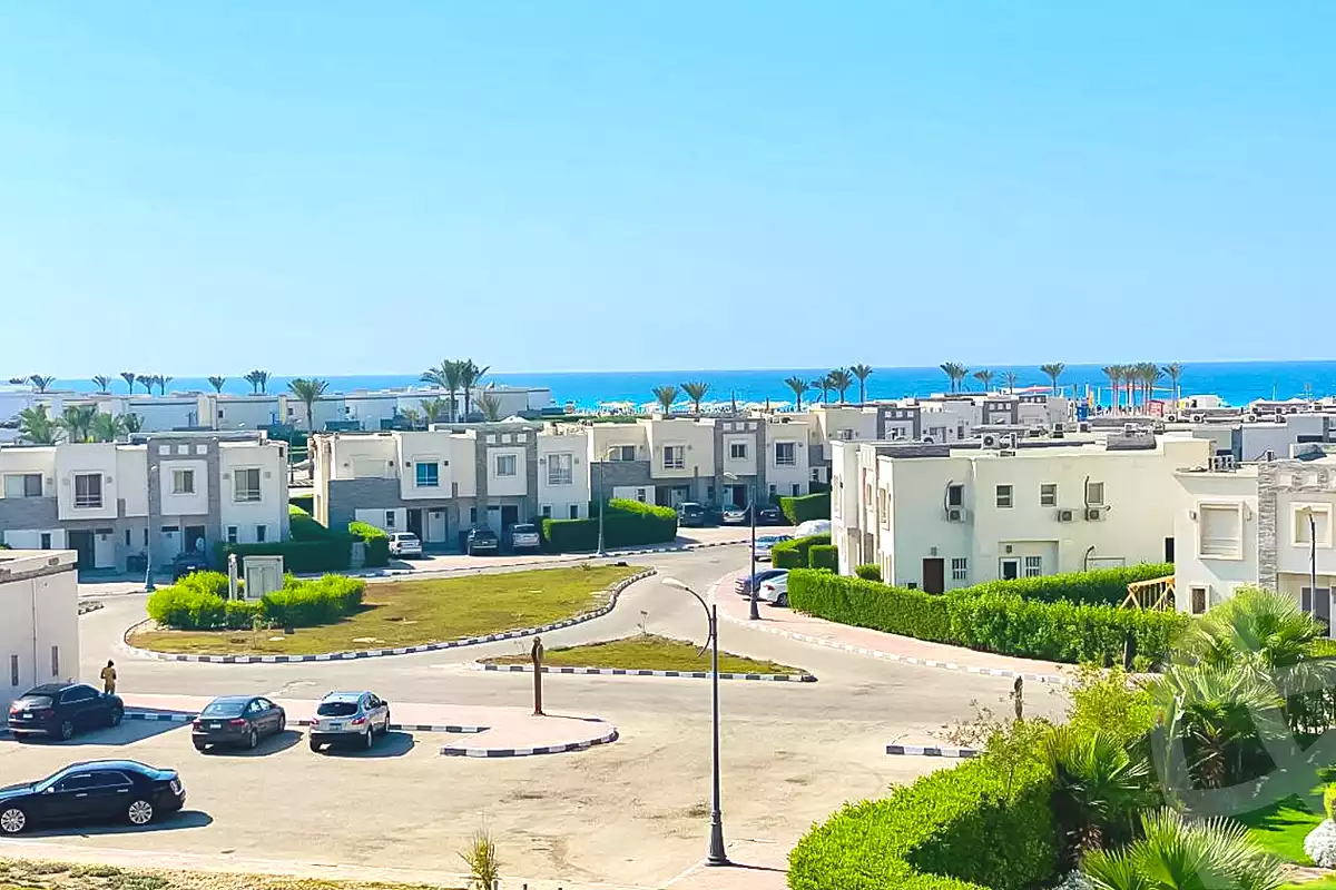 فيلا بـ٥ غرف نوم في أمواج، صورة ٩ من ١١