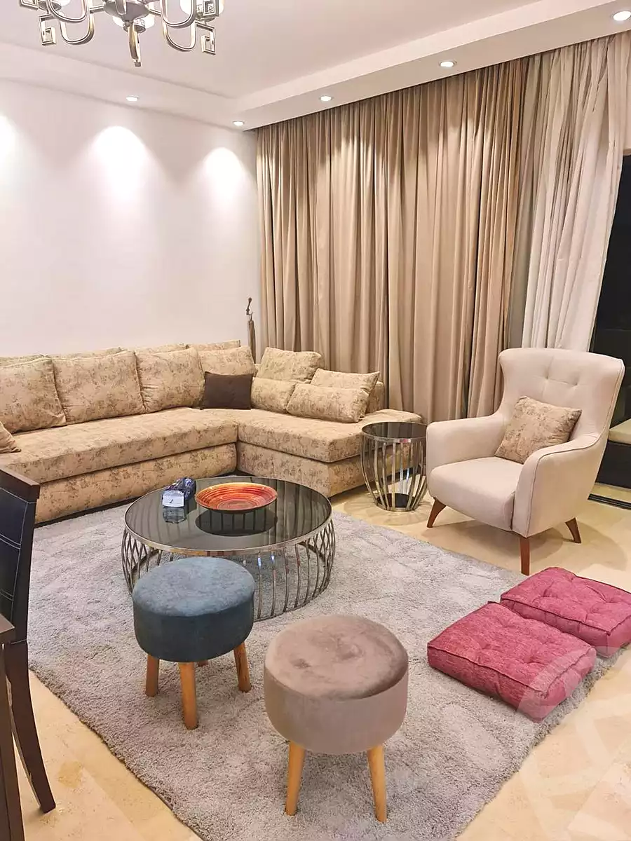 https://aqarmap.com.eg/en/listing/7043399-for-rent-cairo-new-cairo-compounds-lakeview-residence
