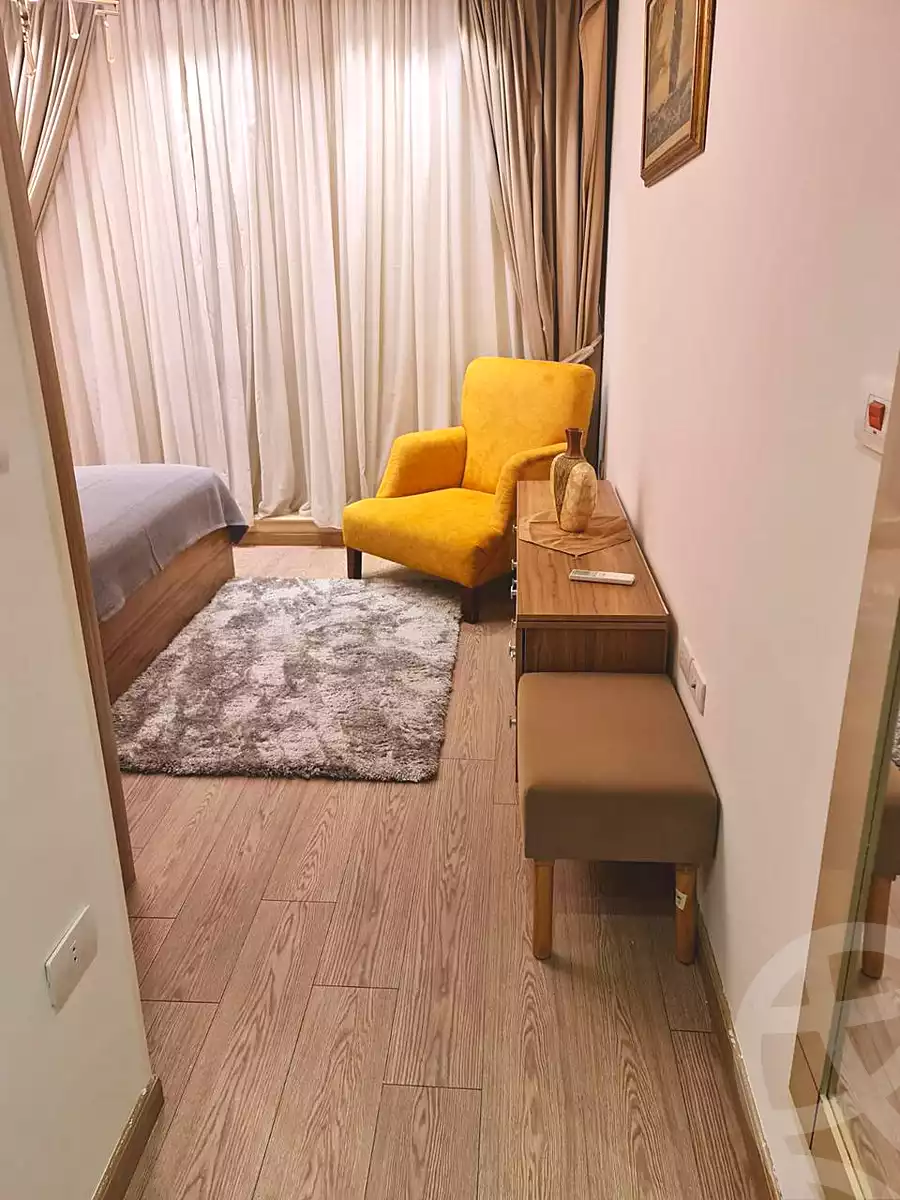 https://aqarmap.com.eg/en/listing/7043399-for-rent-cairo-new-cairo-compounds-lakeview-residence