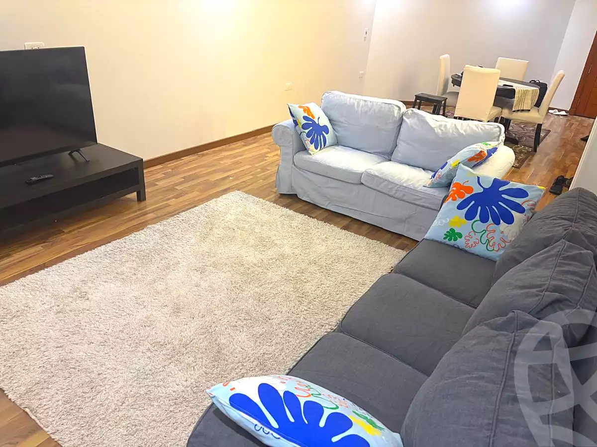 https://aqarmap.com.eg/en/listing/7043535-for-sale-cairo-new-cairo-compounds-hyde-park-centre-ville-hyde-park