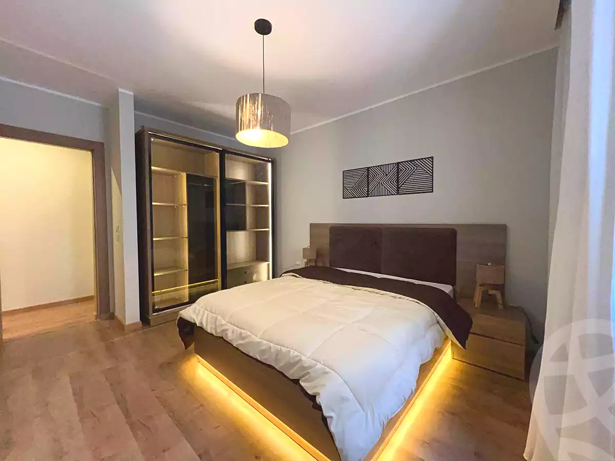 https://aqarmap.com.eg/en/listing/7043621-for-rent-cairo-new-cairo-compounds-lakeview-residence
