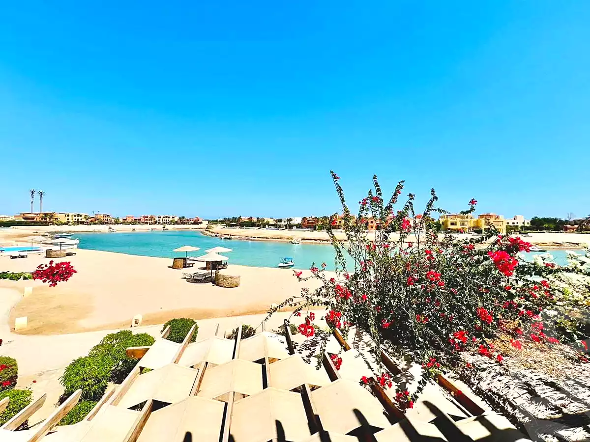 https://aqarmap.com.eg/ar/listing/7043639-for-sale-red-sea-el-gouna-el-gouna-resorts-west-golf