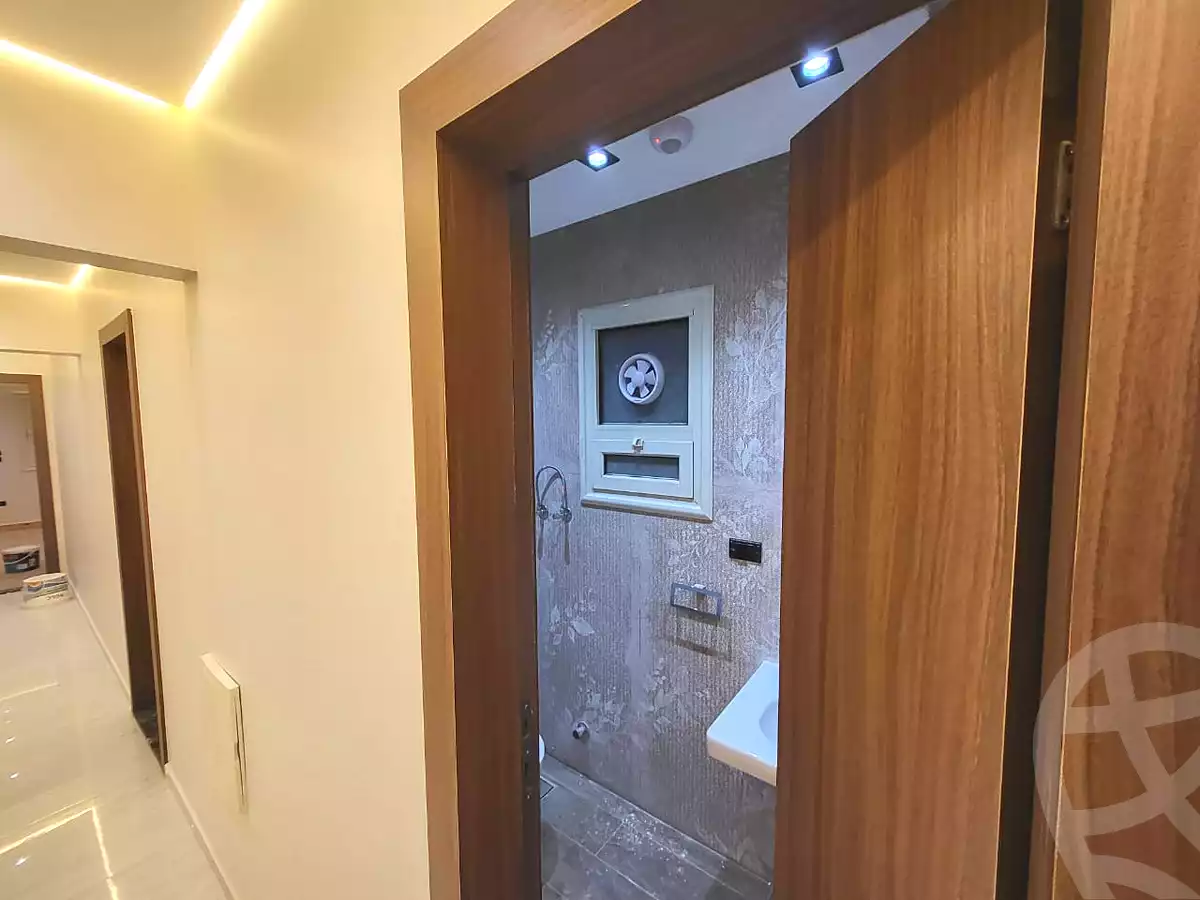 https://aqarmap.com.eg/ar/listing/7043813-for-sale-cairo-heliopolis-abdel-hamid-badawi