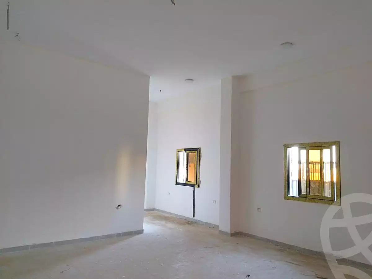 https://aqarmap.com.eg/ar/listing/7043960-for-rent-sharqia-10th-of-ramadan-industrial-area-manteqat-al-6-million-manteqat-al-6-million-3rd-industrial-zone